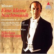 [중고] Nikolaus Harnoncourt / Mozart : Serenade No.13 K.525 &#039;Eine Kleine Nachtmusik&#039;, Divertimento, K.251 &#039;Nannerl-Septett&#039;, Ein Musikalischer Spab K.522 (수입/2292448092)