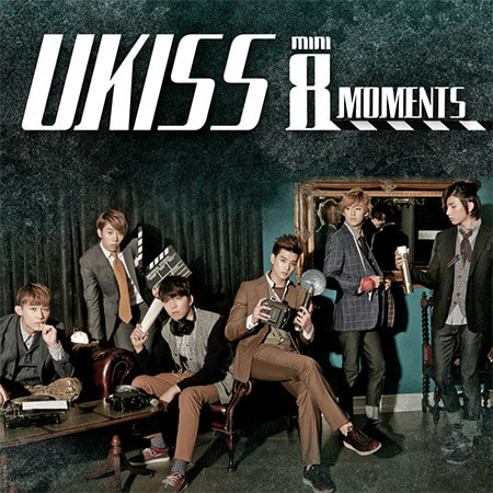 [중고] 유키스 (U-Kiss) / Moments (8th Mini Album) (30P 엽서타입 포토북 포함)