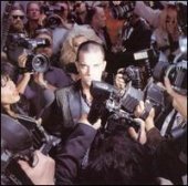 [중고] Robbie Williams / Life Thru A Lens