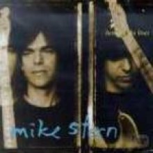 Mike Stern / Between The Lines (수입/미개봉)