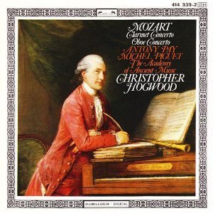 [중고] Christopher Hogwood / Mozart : Clarinet Concerto, Oboe Concerto (dd1985)