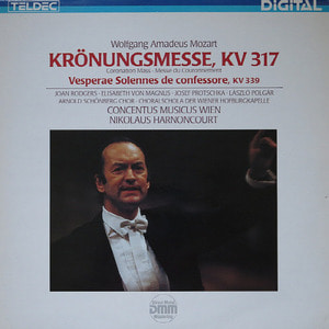 [중고] Nikolaus Harnoncourt / Mozart : Kronungsmesse, Vesperae (843535)