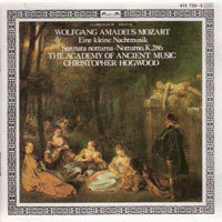[중고] Christopher Hogwood / Mozart : Eine Kleine Nachtmusik, etc. (cdd014)