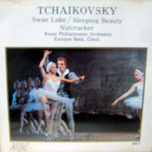 [중고] Enrique Batiz / Tchaikovsky : Swan Lake, Sleeping Beauty &amp; Nutcracker (0017)
